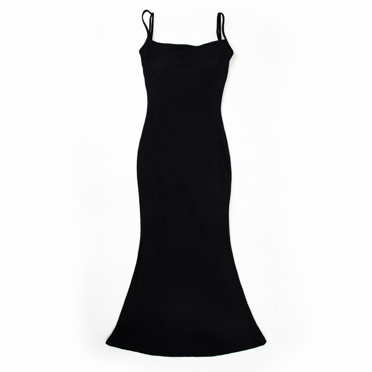 Robe noir avec body shaper inclu